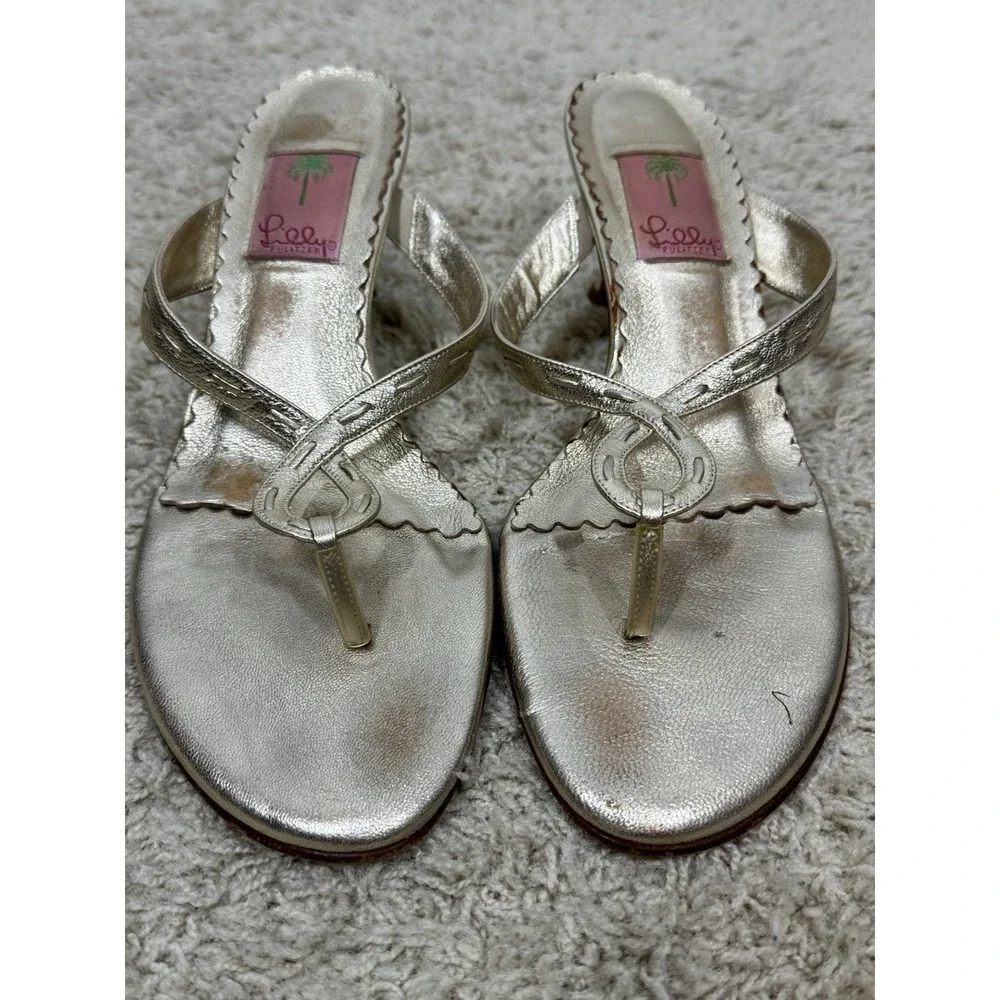 Lilly Pulitzer Metallic Gold Thong Kitten Heel Slip On Sandals Size 9.5 Resort - Picture 3 of 12